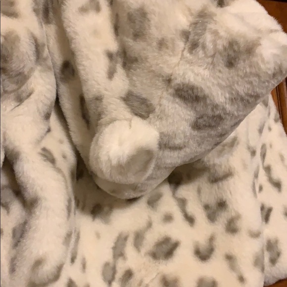 Faux Fur hooded toddler girl jacket - Picture 6 of 6